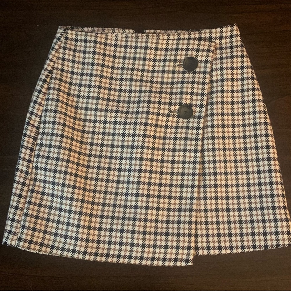 H&M Faux-Wrap Houndstooth Mini Skirt US 2